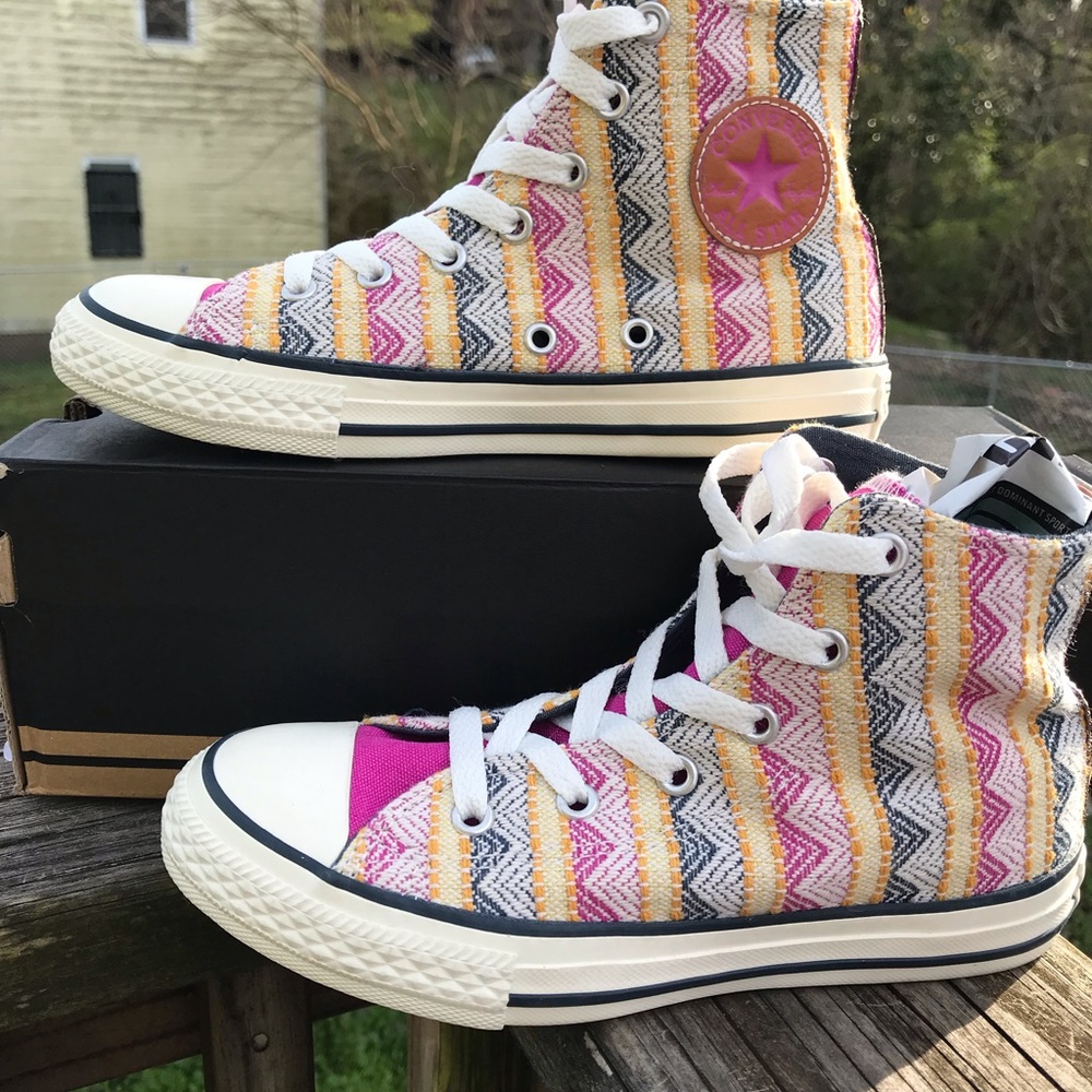 NWT Converse All Star Unisex kids